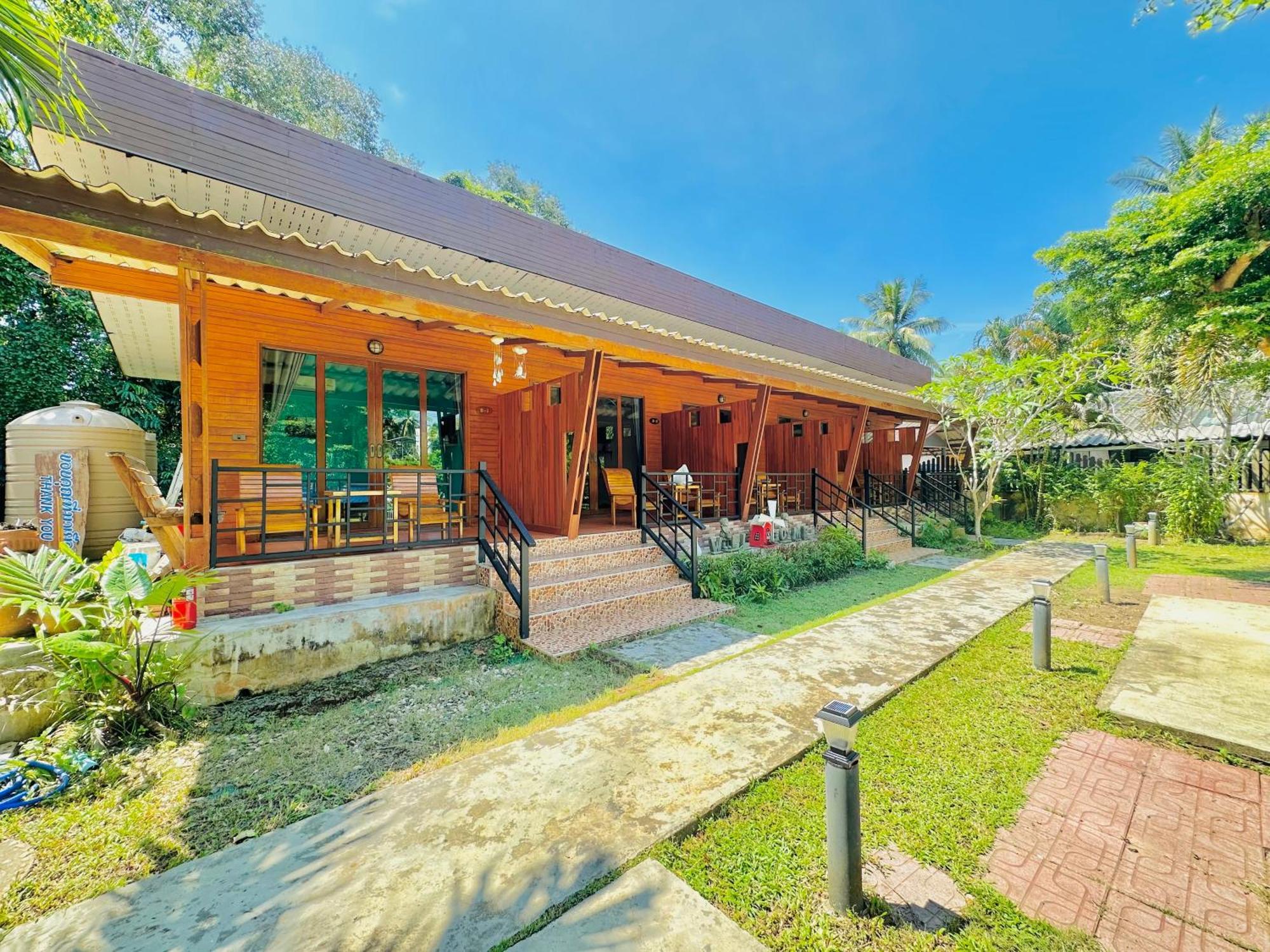 Aow Thai Homestay Ban Hin Dam Exterior foto